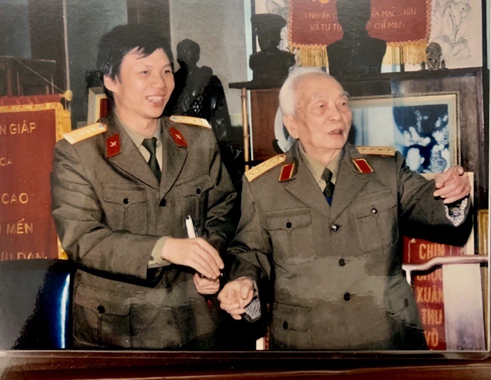 Những ánh lửa lấp lánh - ảnh 1