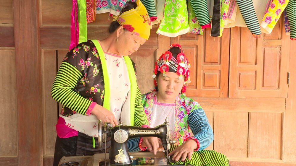 Đánh thức tiềm năng bản Lồng - ảnh 1