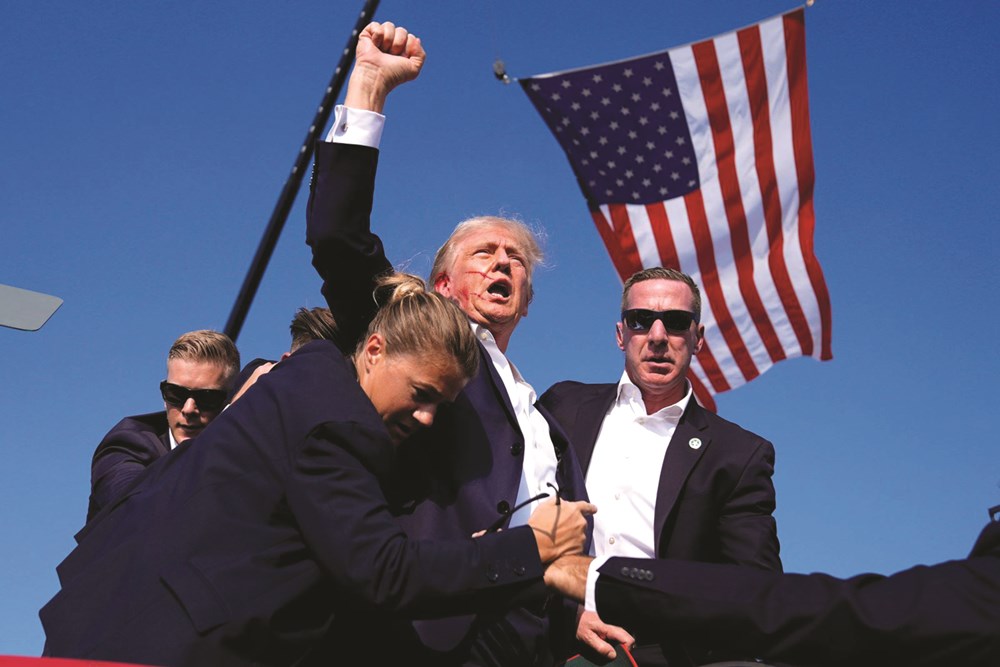 Hé lộ thông tin nghi phạm ám sát hụt cựu Tổng thống Mỹ Donald Trump - ảnh 1