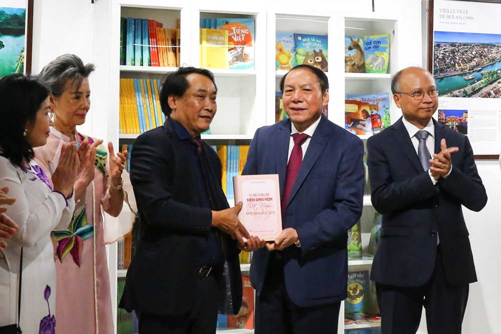 Thúc đẩy sự phát triển VHTTDL Việt Nam tại Pháp - ảnh 1