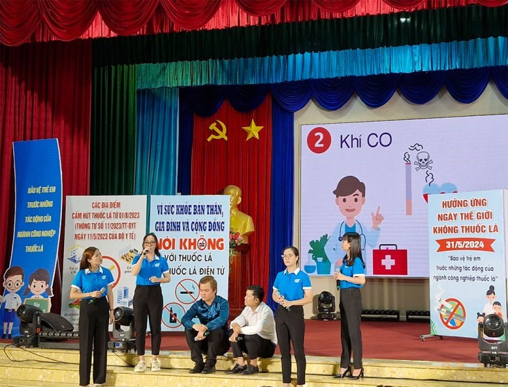 “Gia đình có sức khỏe - Không khói thuốc” - ảnh 2