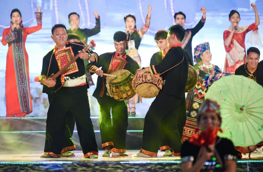 Sắc màu du Lịch Tây Bắc và TP.HCM tại Tuần Du lịch - Văn hóa Lai Châu 2024 - ảnh 1
