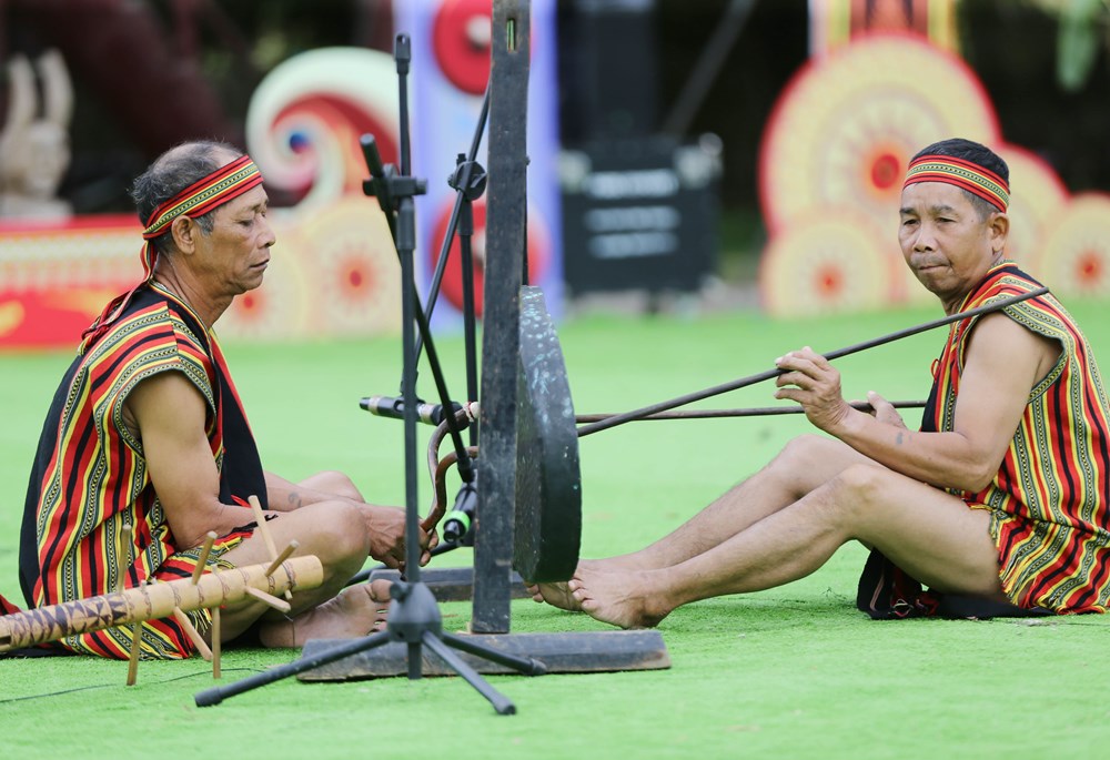 Lễ Mở kho lúa của dân tộc B’râu (tỉnh Kon Tum) - ảnh 3