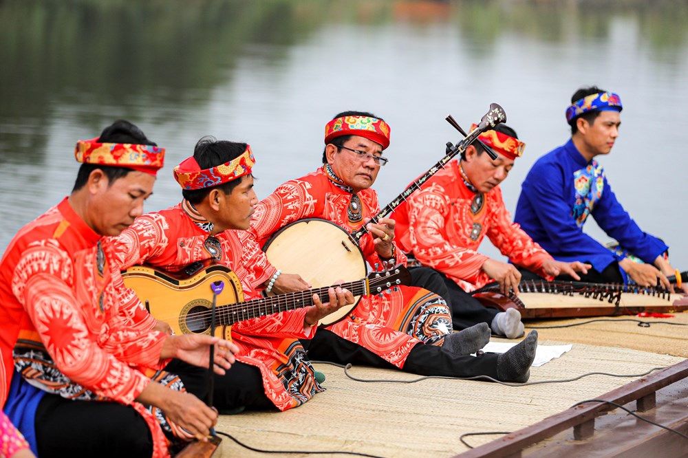 Du lịch miền Tây