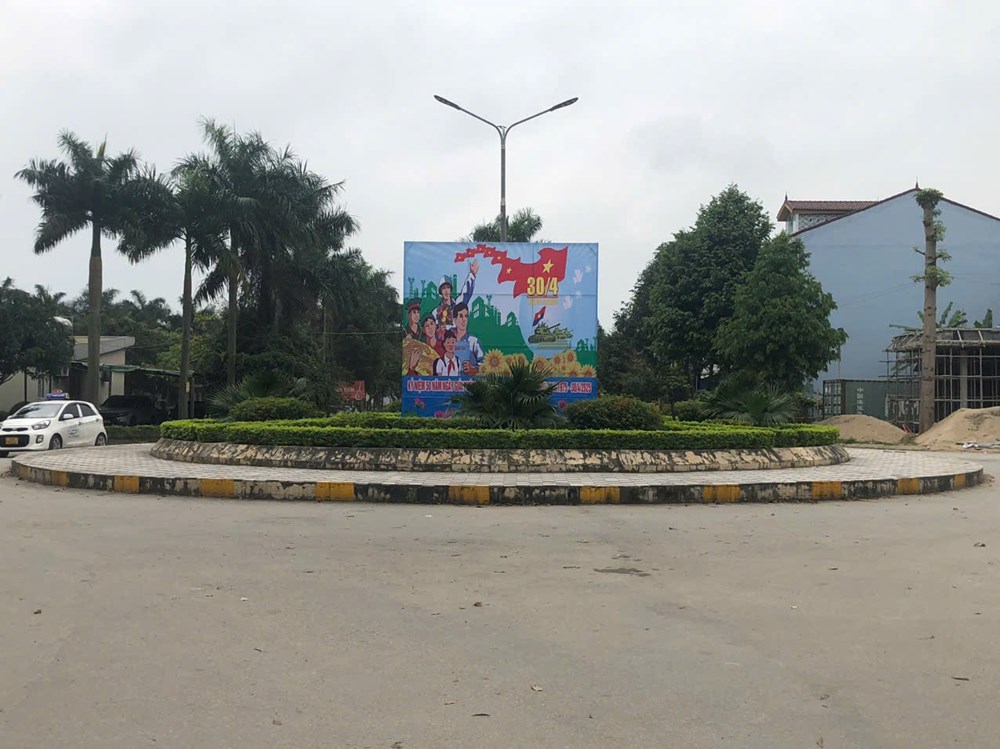 Vẫn chưa di dời tượng nhà chí sĩ Phan Bội Châu theo yêu cầu của TP Vinh - ảnh 1