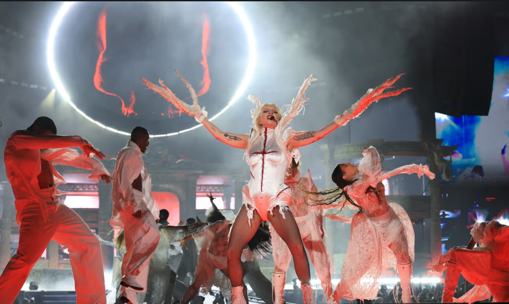 Lady Gaga lập kỷ lục với concert miễn phí thu hút 2,5 triệu khán giả - ảnh 1