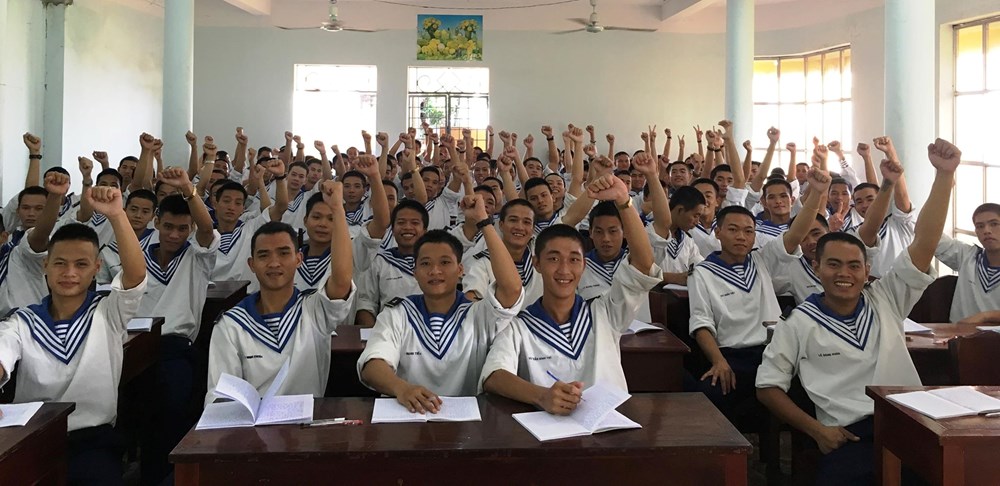 Viết tiếp bản hùng ca trên chiến trường sông biển - ảnh 1