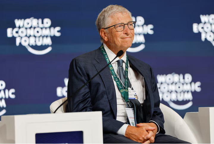 Tỉ phú Bill Gates cam kết từ thiện 200 tỉ USD, chỉ trích tỉ phú Elon Musk - ảnh 3