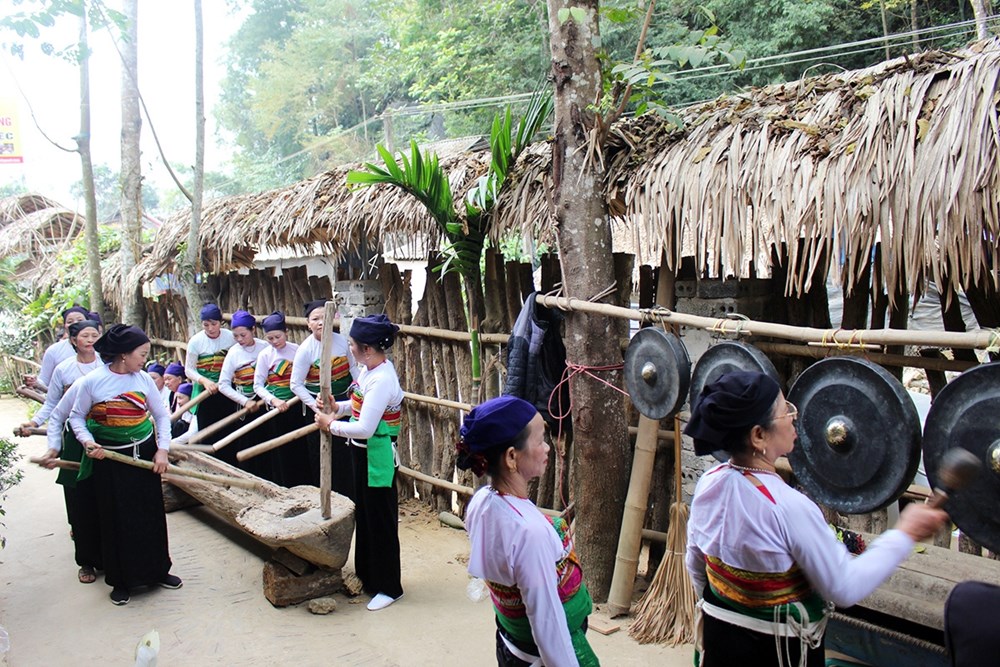 Tạo dựng tương lai trên nền tảng bản sắc - ảnh 2