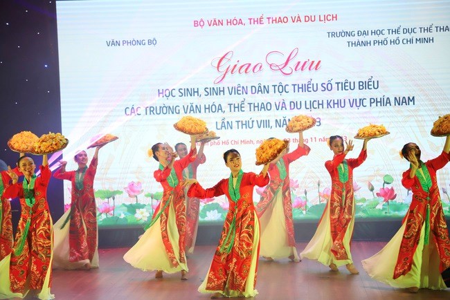 Hơn 200 HSSV dân tộc thiểu số tiêu biểu các trường VHTTDL giao lưu tại Cần Thơ - ảnh 1