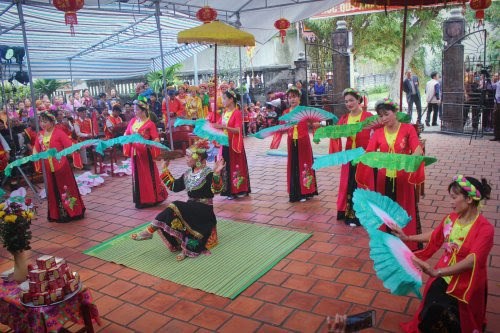  Gìn giữ bản sắc từ nhịp trống chèo - ảnh 1