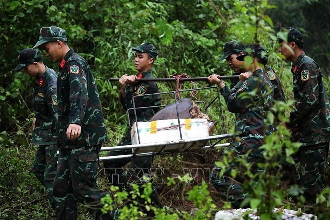 Đã hủy nổ an toàn 244 vật liệu nổ trục vớt từ lòng sông Đà - ảnh 1