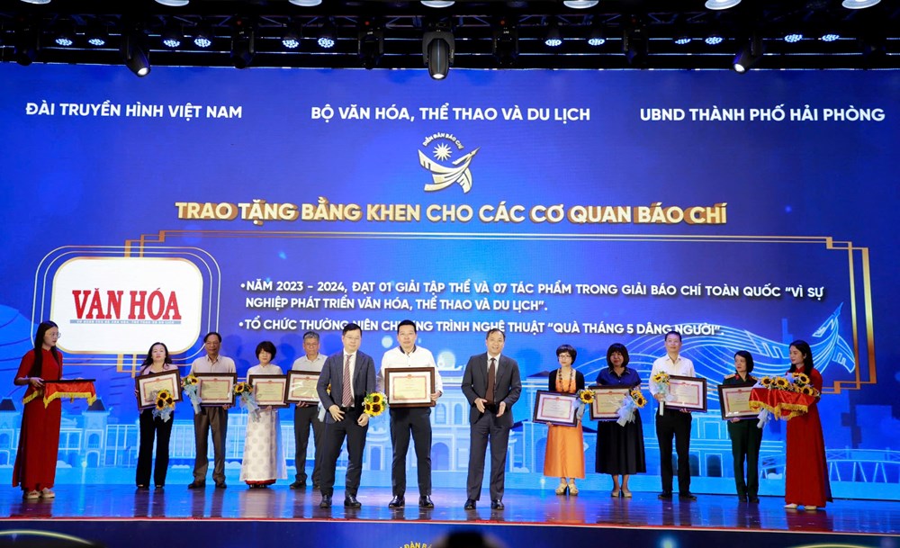 Báo chí phải góp phần nâng cao trình độ thụ hưởng của công chúng - ảnh 2