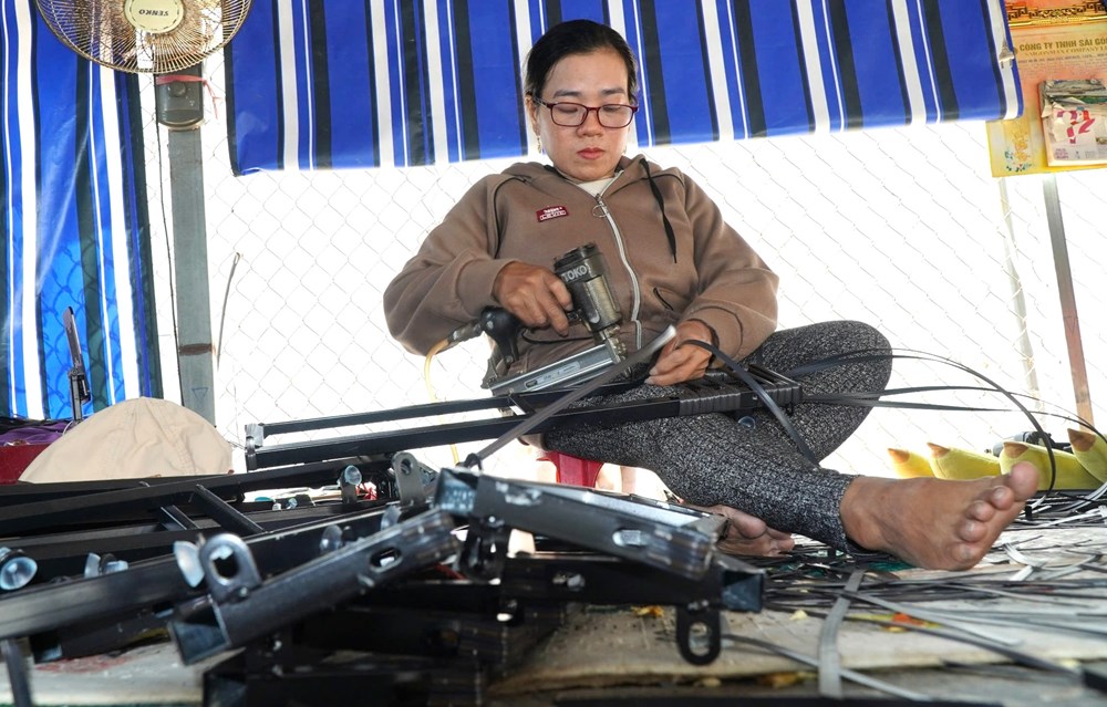 Vượt lên nghịch cảnh từ những nỗi đau - ảnh 1