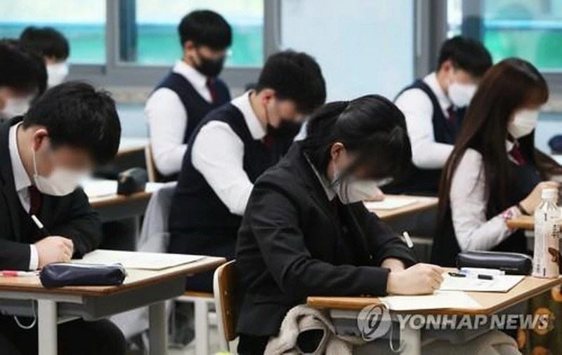 Tỷ lệ tự tử ở thanh thiếu niên Hàn Quốc tiếp tục tăng do áp lực học đường - ảnh 1