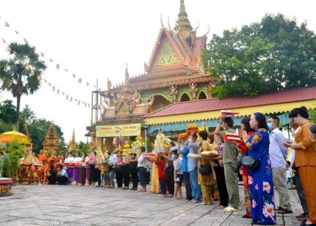Từ người gìn giữ văn hóa thành chủ thể làm du lịch - ảnh 2