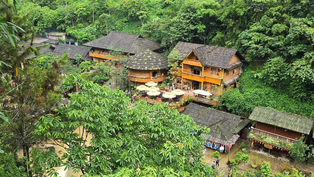 Bảo tồn văn hóa Mông từ du lịch cộng đồng - ảnh 1