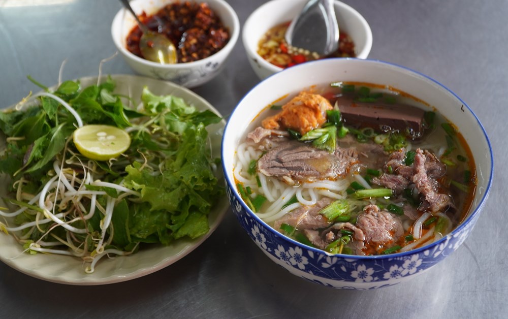 Bún bò Huế “định vị” văn hóa ẩm thực Cố đô - ảnh 1