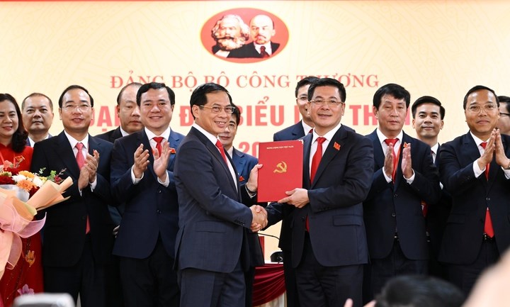 Công Thương là “lá cờ đầu” trên mặt trận kinh tế - ảnh 5