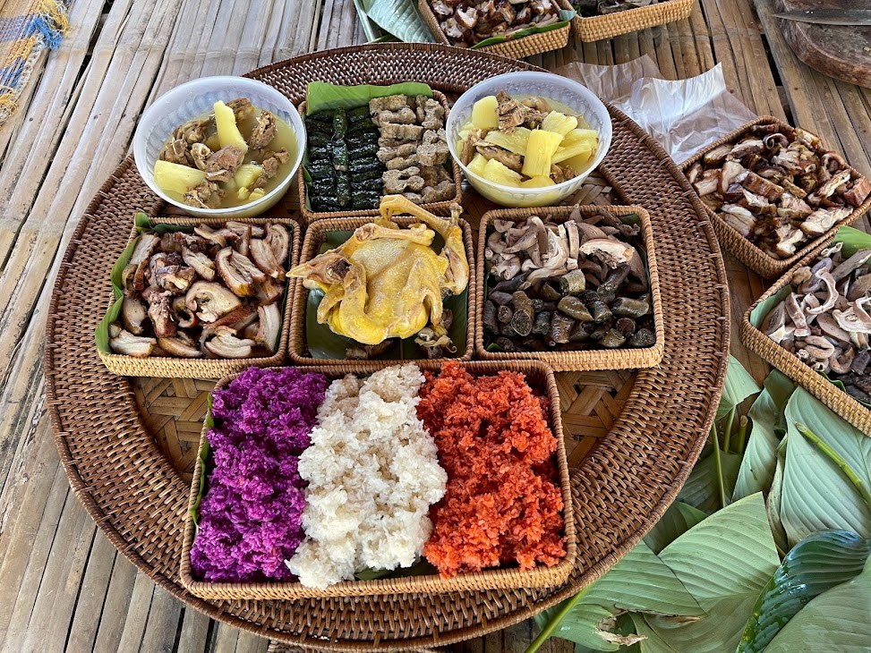 Làng Mường đón khách - ảnh 2