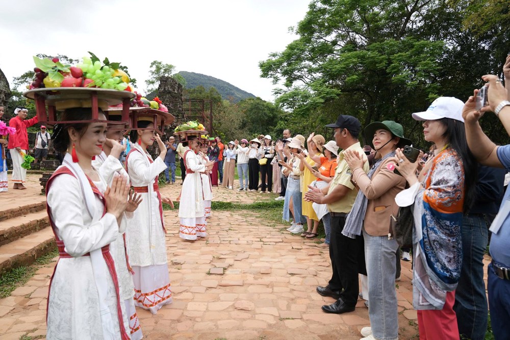 Cơ hội “vàng” để định hình lại bản đồ du lịch - ảnh 1