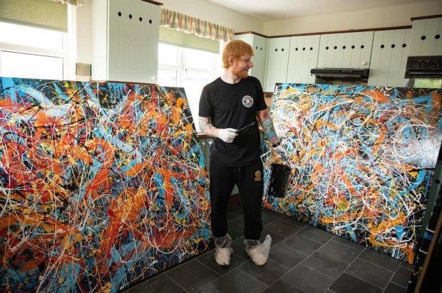 Ca sĩ Ed Sheeran ra mắt triển lãm tranh đầy bất ngờ - ảnh 1
