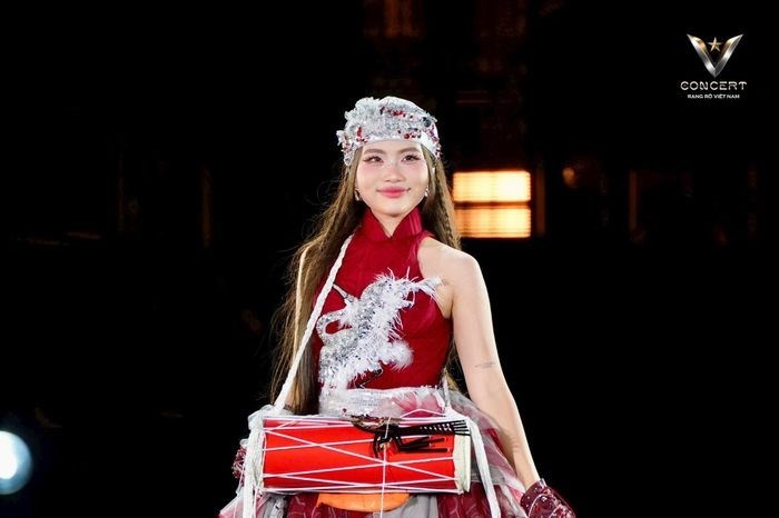 “V Concert” rực rỡ với dàn sao đỉnh - hit nhạc Việt bùng nổ - ảnh 2