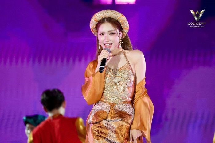 “V Concert” rực rỡ với dàn sao đỉnh - hit nhạc Việt bùng nổ - ảnh 3