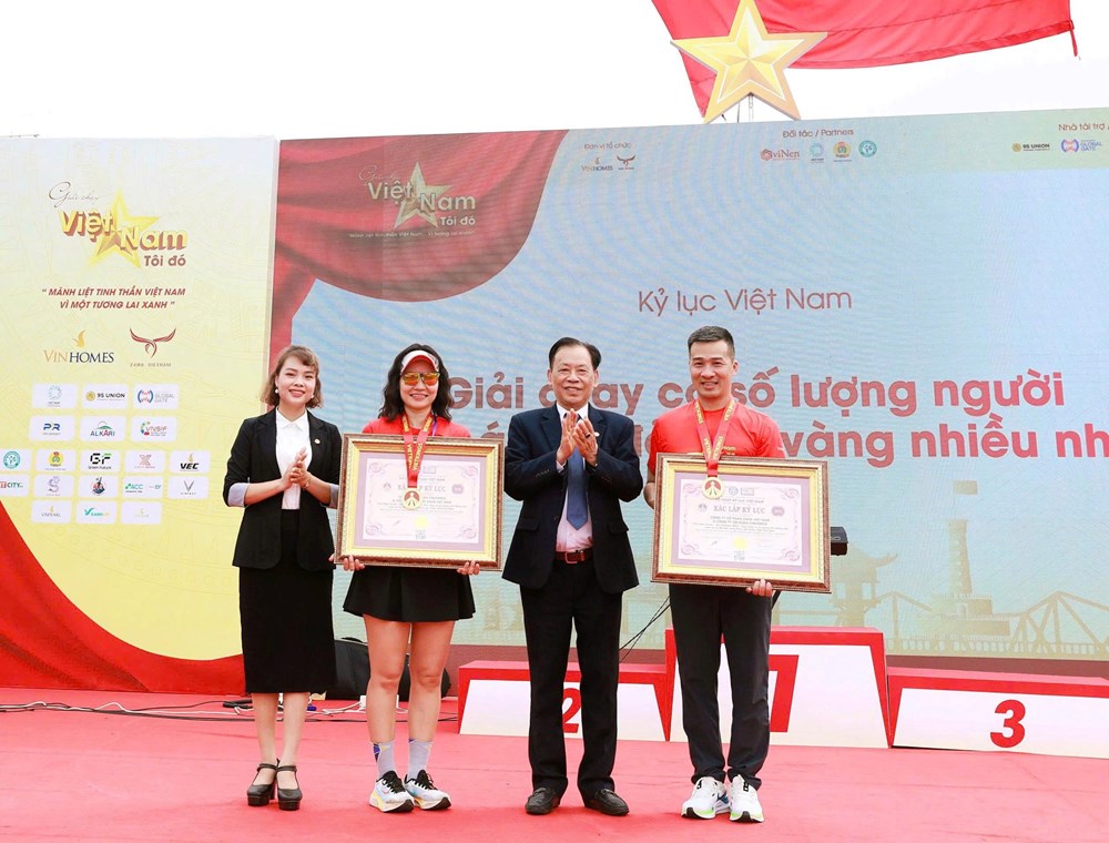 Những bước chân nối dài khát vọng - ảnh 2