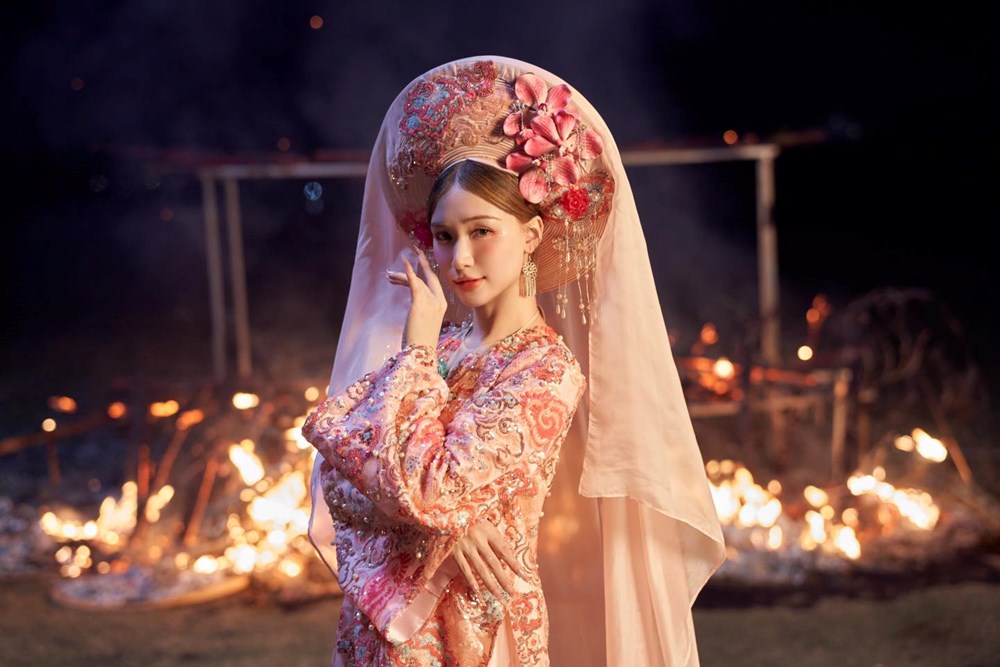 Hoà Minzy nhận Bằng khen của Bộ VHTTDL - ảnh 1