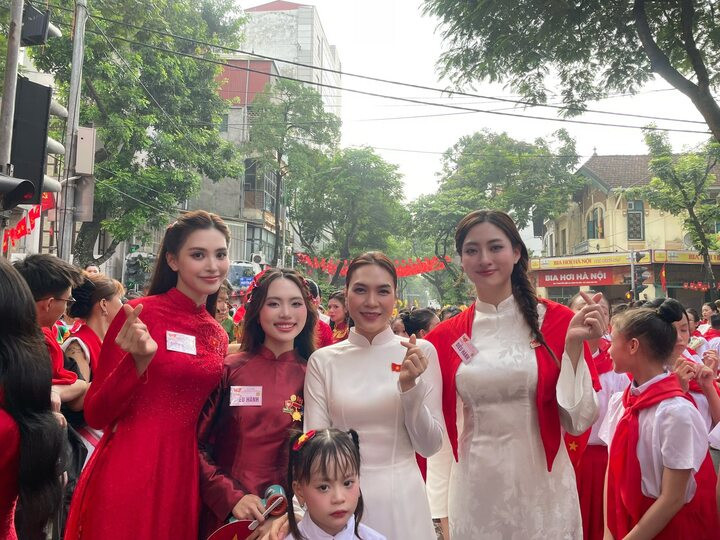 Các nghệ sĩ chia sẻ tự hào sau Lễ diễu binh, diễu hành A80 - ảnh 3