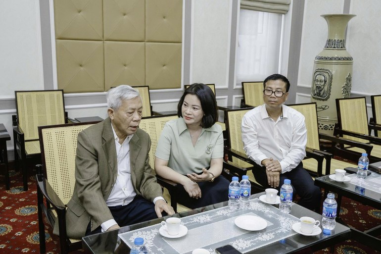 Tác phẩm sơn mài khổ lớn “Bác Hồ đọc Tuyên ngôn Độc lập” xác lập kỷ lục Guinness thế giới - ảnh 7
