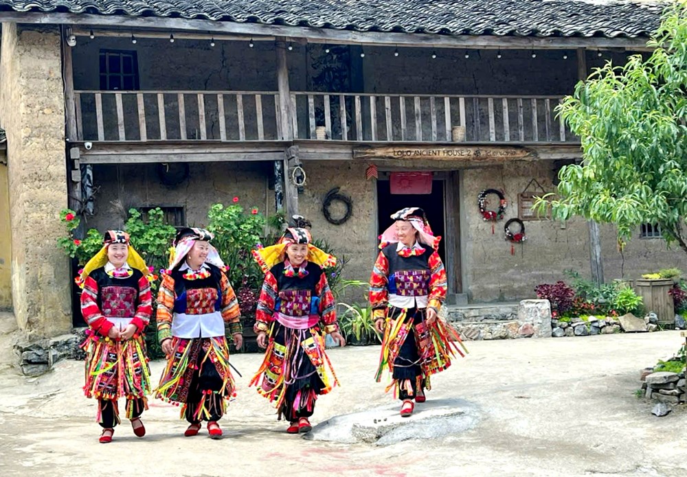 Giữ gìn bản sắc, xây dựng môi trường lành mạnh - ảnh 2