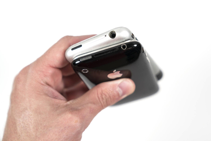 Apple đã thay đổi qua từng năm như thế nào? - ảnh 2