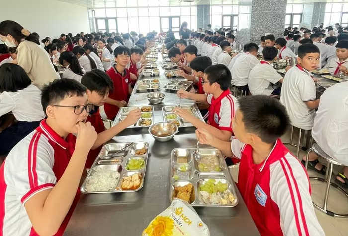Trách nhiệm không của riêng ai - ảnh 1