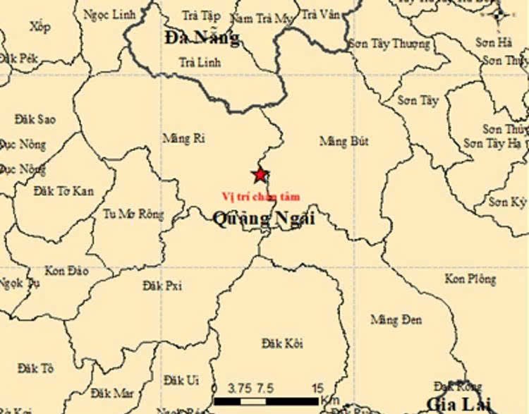 Quảng Ngãi nhiều nơi rung chuyển bởi loạt động đất 4,9 độ richter - ảnh 1