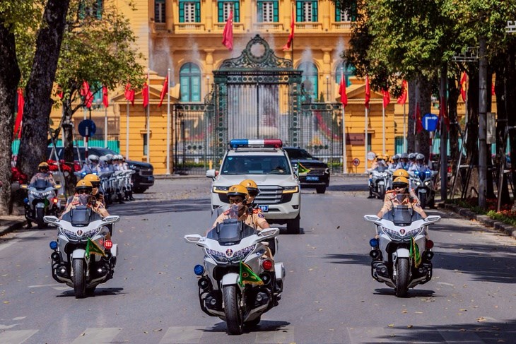Hà Nội tạm cấm, hạn chế nhiều tuyến đường từ chiều nay - ảnh 1