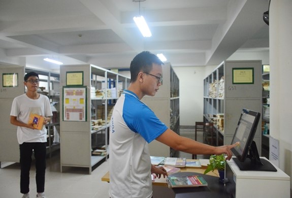 Những trụ cột “giữ lửa” văn hóa đọc - ảnh 1
