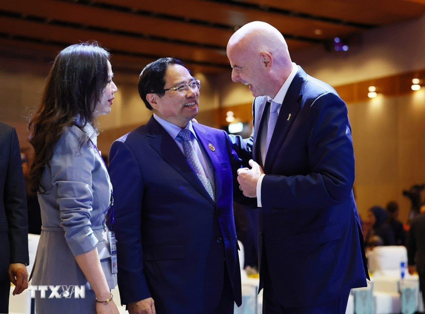 Thủ tướng Phạm Minh Chính chứng kiến Lễ ký Bản ghi nhớ hợp tác ASEAN-FIFA trong khuôn khổ Hội nghị cấp cao ASEAN 47 - ảnh 4