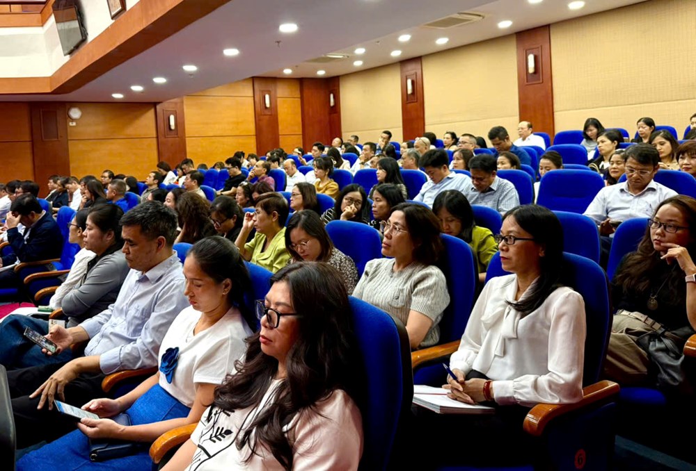 Quán triệt, triển khai thực hiện các văn bản mới của Bộ Chính trị về công tác tổ chức xây dựng Đảng - ảnh 4