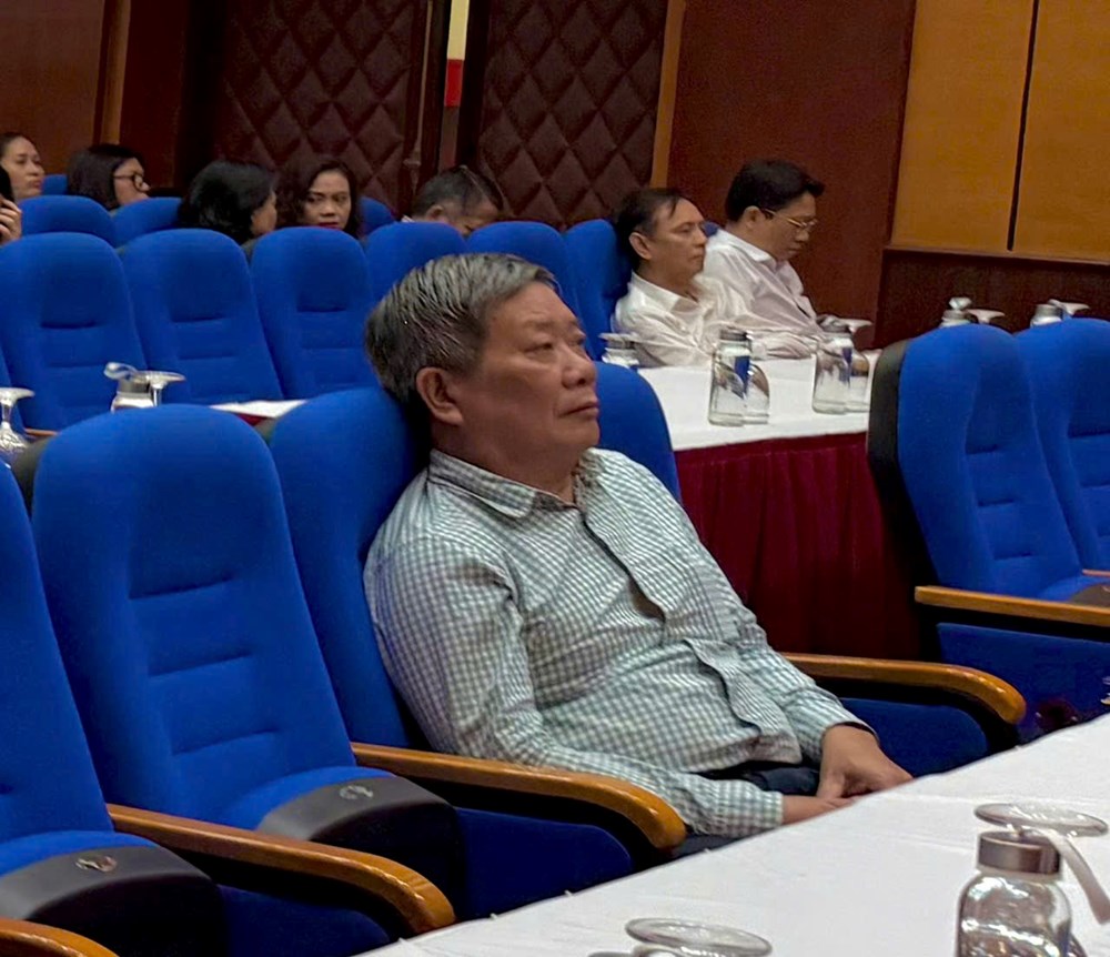 Quán triệt, triển khai thực hiện các văn bản mới của Bộ Chính trị về công tác tổ chức xây dựng Đảng - ảnh 2