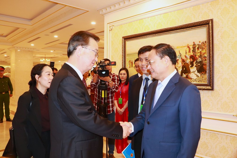 Bí thư Tỉnh ủy Lai Châu (Việt Nam) Hội kiến với Bí thư Tỉnh ủy Vân Nam (Trung Quốc) - ảnh 1