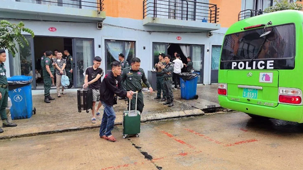 Campuchia quyết dẹp nạn lừa đảo mạng, kêu gọi hợp tác quốc tế - ảnh 1