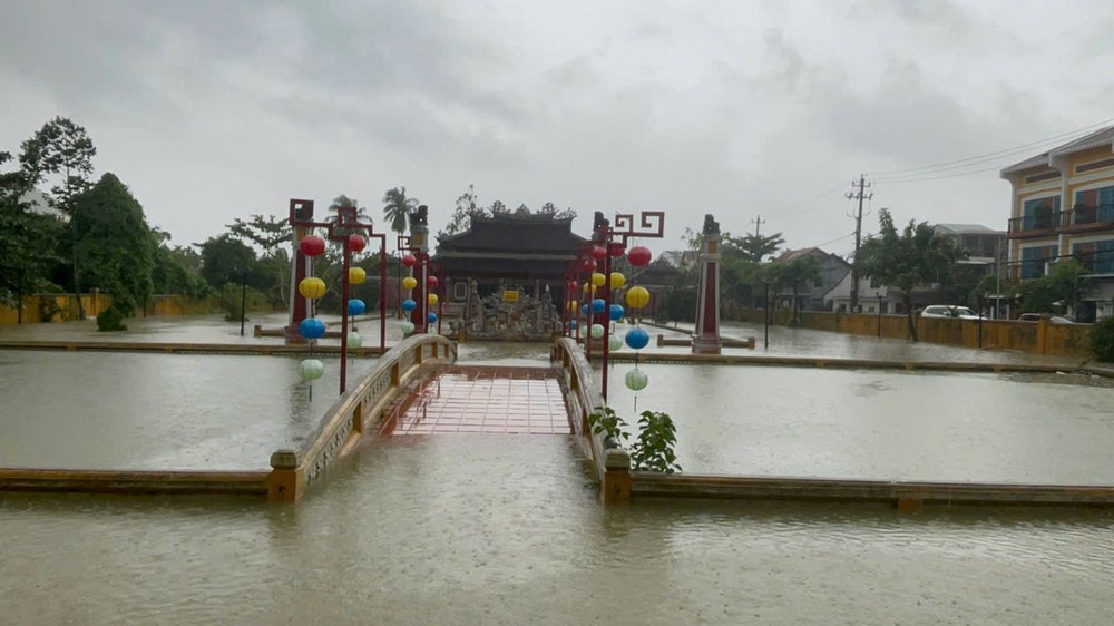 Hội An khẩn trương gia cố, bảo vệ di tích, nhà cổ sau lũ - ảnh 3