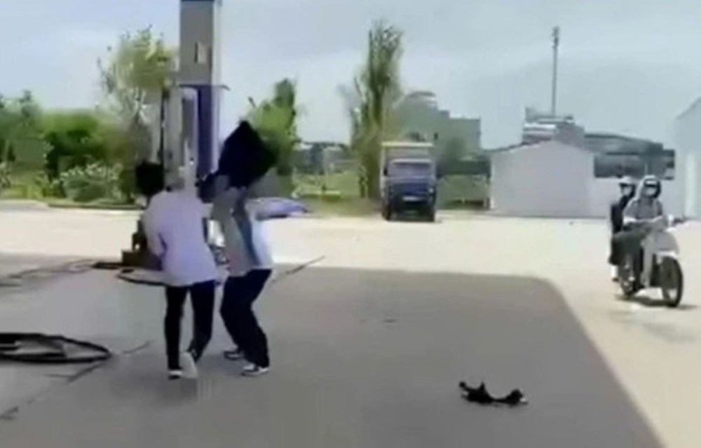 Trách nhiệm không của riêng ai - ảnh 1