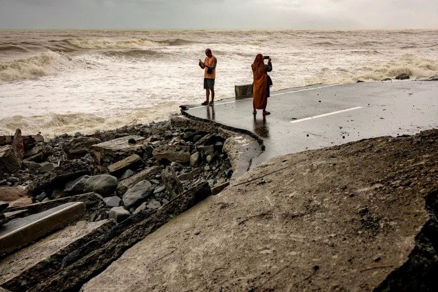 Philippines tan hoang, chìm trong lũ lụt - ảnh 3