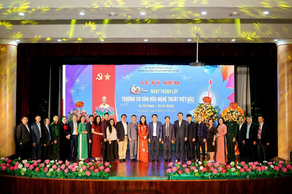 Tự hào 60 năm hành trình giữ lửa nghệ thuật Việt Bắc - ảnh 4