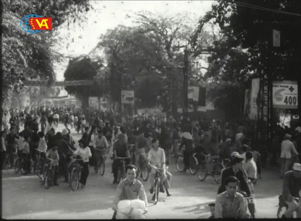 Mùa xuân trở lại trên từng khung hình cũ - ảnh 2