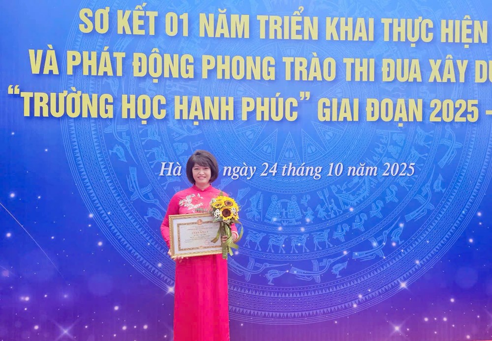 Người giữ lửa từ những điều bình dị - ảnh 1