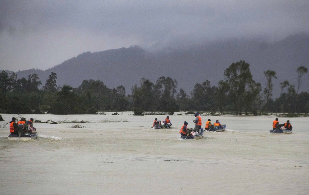 Khắc phục hậu quả mưa lũ với nỗ lực cao nhất - ảnh 4